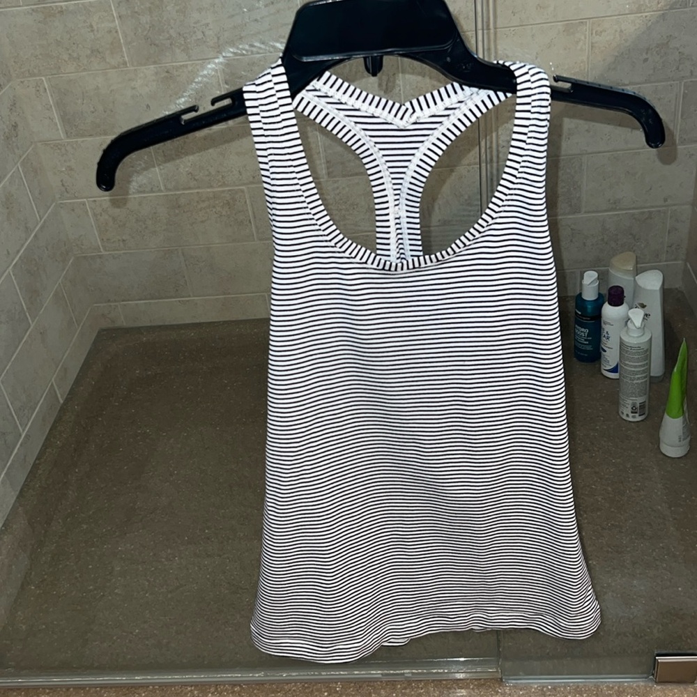 Lululemon striped tank 6